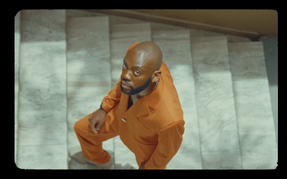 Rich Mnisi Walks with Johnnie